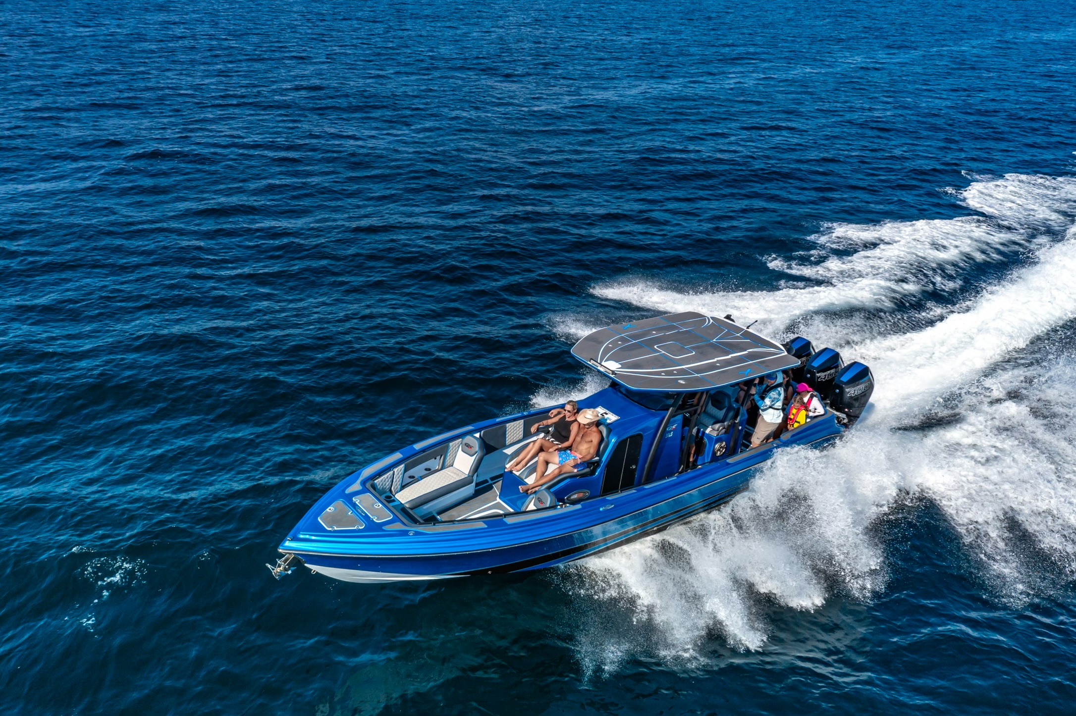 2024 GLASSTREAM GSX36 TRIPLE 400R - Image 3